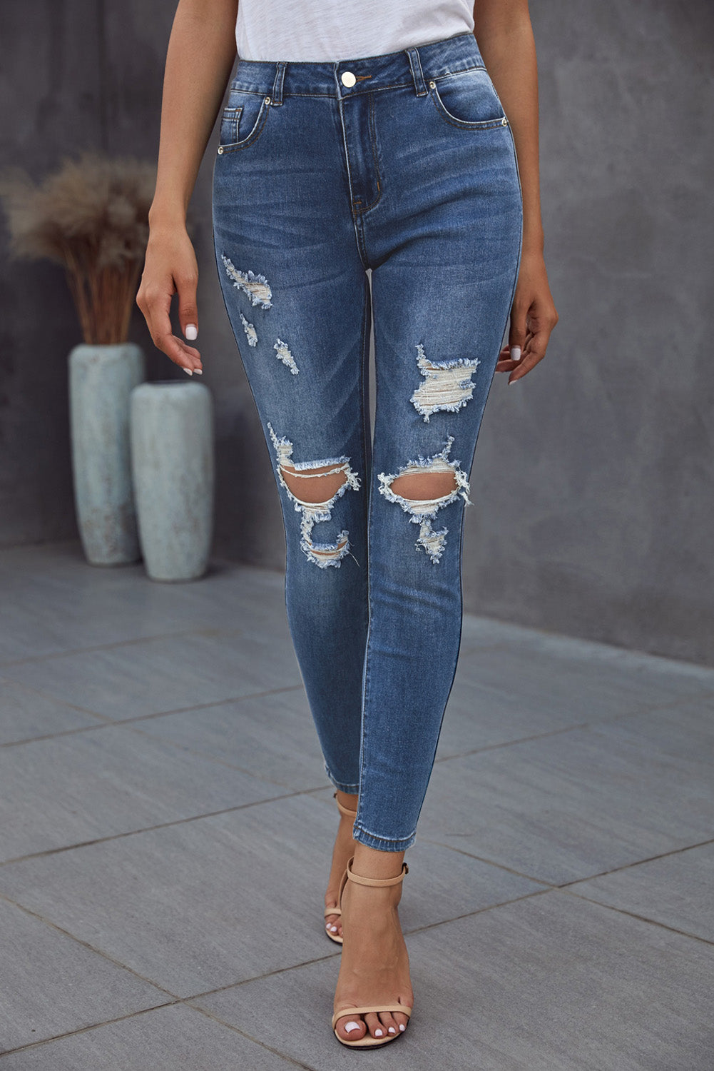 Baeful Vintage Skinny Ripped Jeans